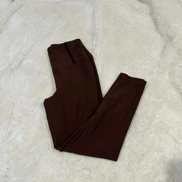 Abercrombie & Fitch YPB sculptLUX 7/8-Length Legging Size Small‎ Short - Picture 1 of 7